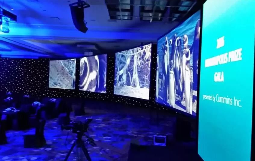 900 Nits 2.6mm Led Video Wall Screen 3840Hz  For High End Event Exhibition